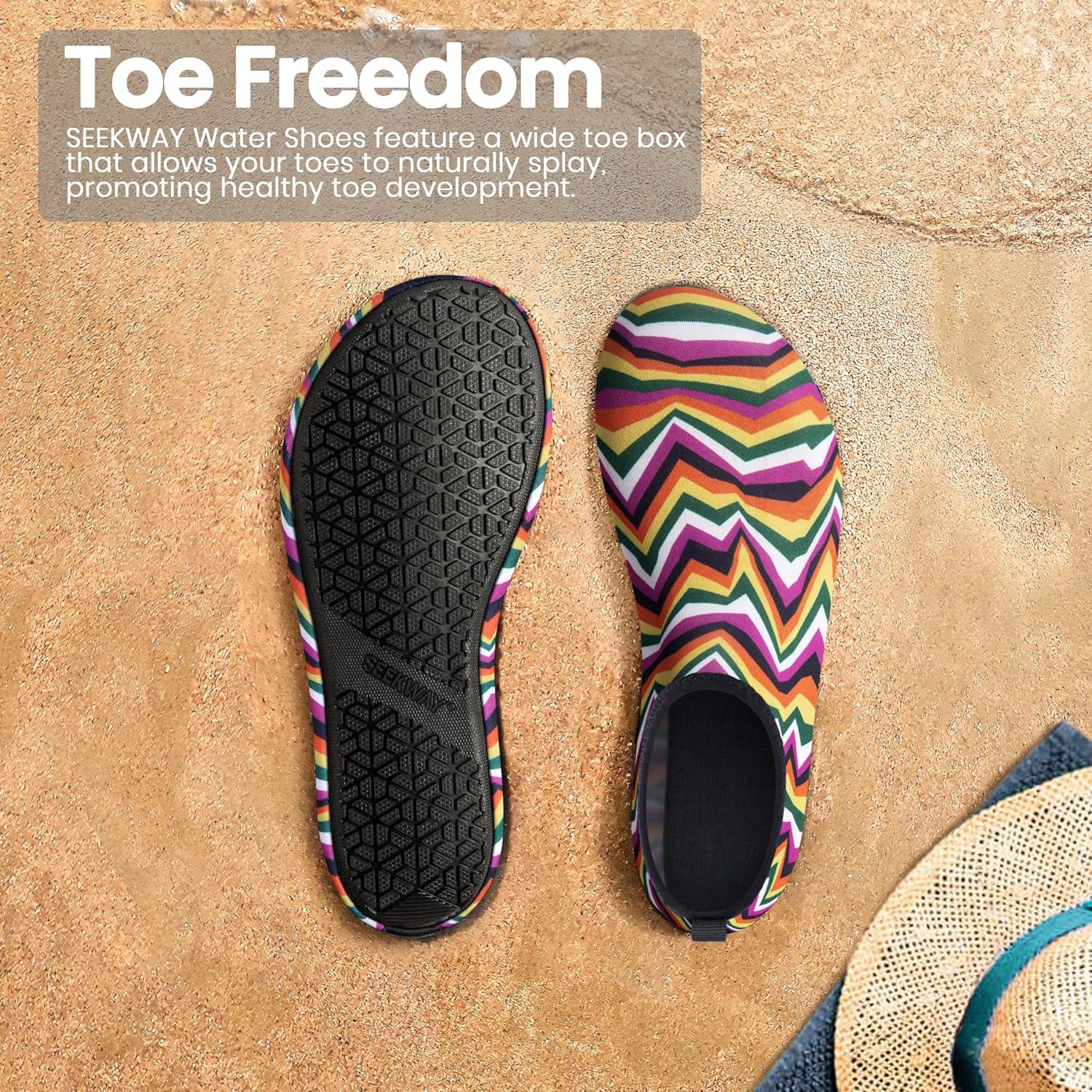 imageSEEKWAY Water Shoes Women Men Adult QuickDry Aqua Socks Barefoot Non Slip for Beach Swim River Pool Lake surf Black SK002U2t1044 Rainbow Curve