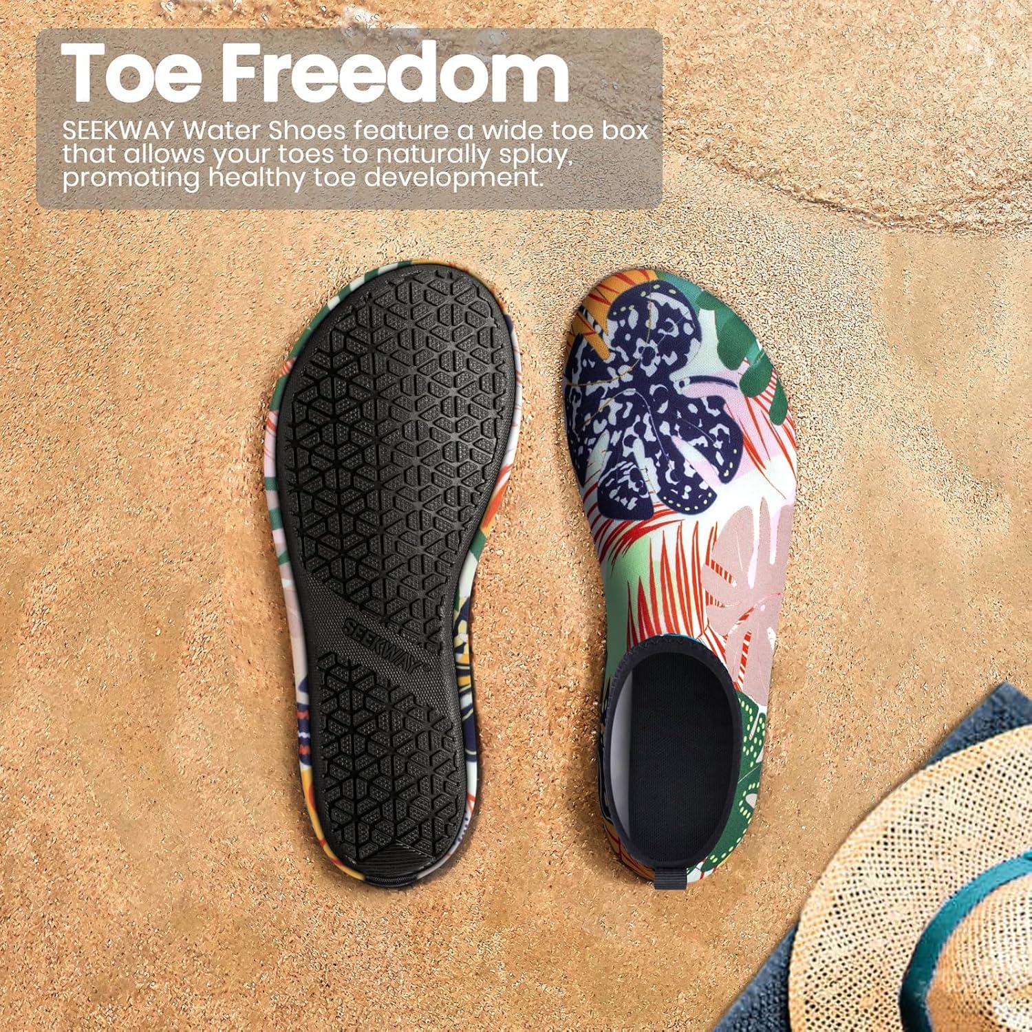 imageSEEKWAY Water Shoes Women Men Adult QuickDry Aqua Socks Barefoot Non Slip for Beach Swim River Pool Lake surf Black SK002U2y1541 Floral